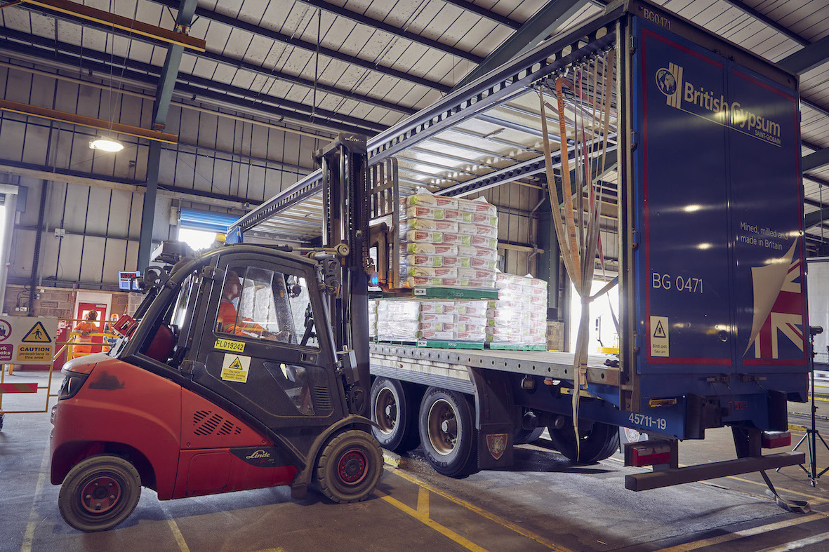 World first as green RFID-tagged LOOP pallets enter UK construction ...